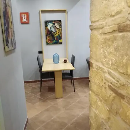 Antico Scorcio Cagliaritano Bed & Breakfast *